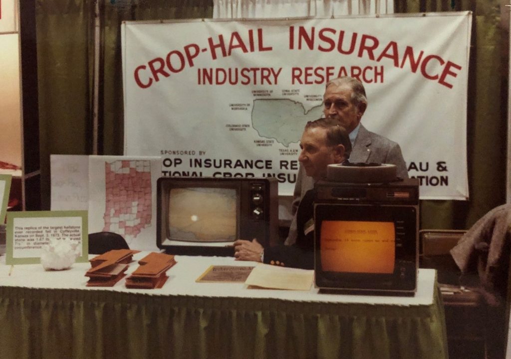 Crop insurance trade show photo